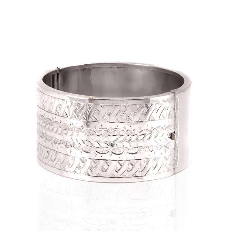Antique jewellery in Sydney. Sydney's best antique jewellery store.