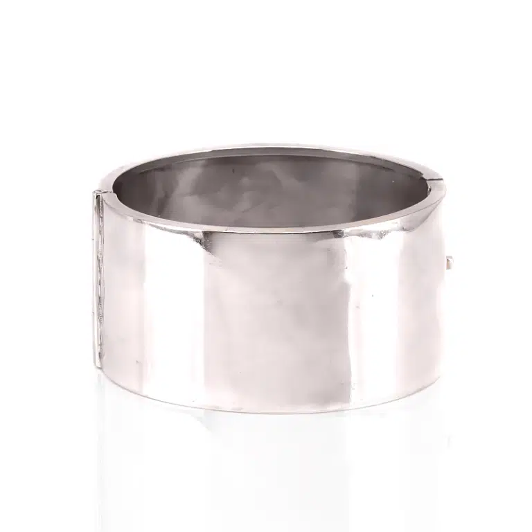Beautiful hand engraved antique bangle