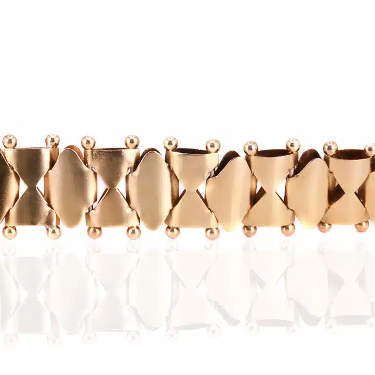 Antique 18 carat gold collar from the Victorian era