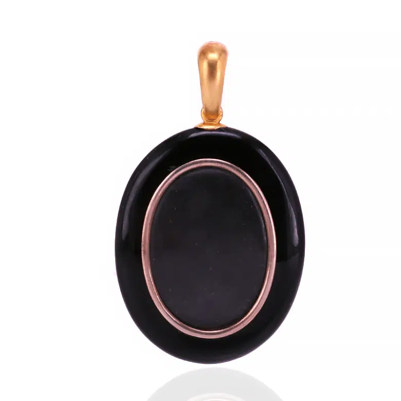 Exquisite Onyx and Pearl Locket