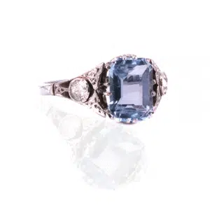 Art Deco aquamarine and diamond ring