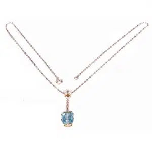 Aquamarine Art Deco necklace with a pearl and diamonds