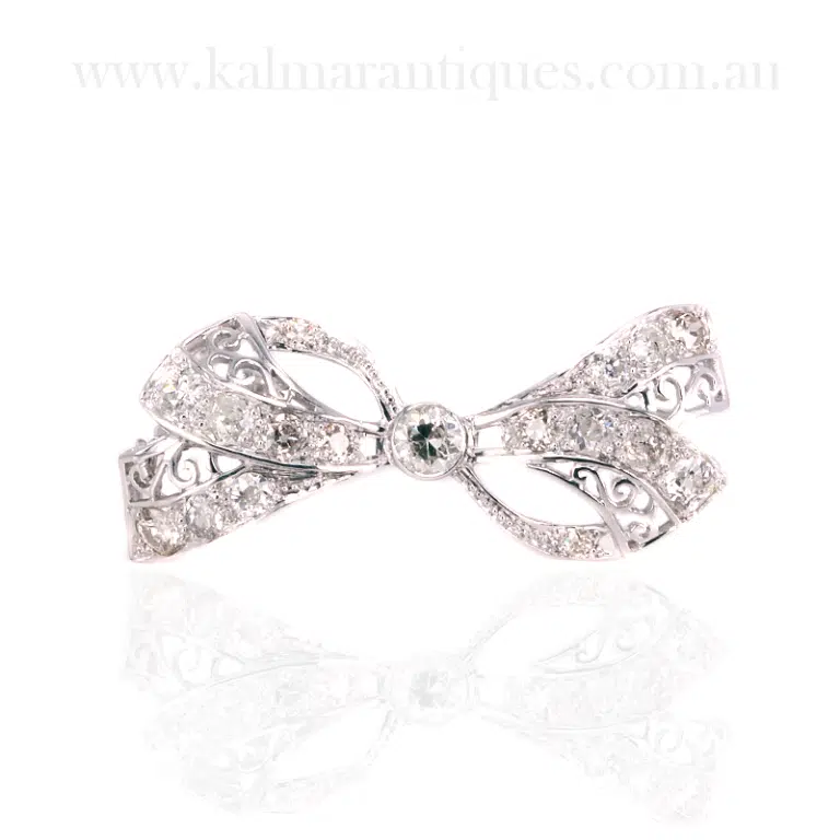 18 carat diamond brooch from the 1940's