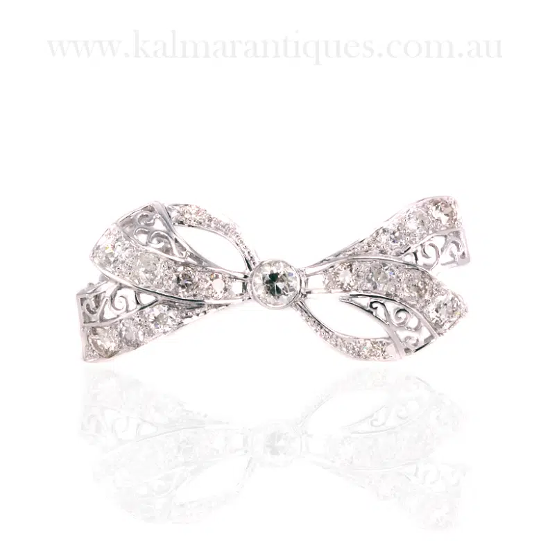 18 carat diamond brooch from the 1940's