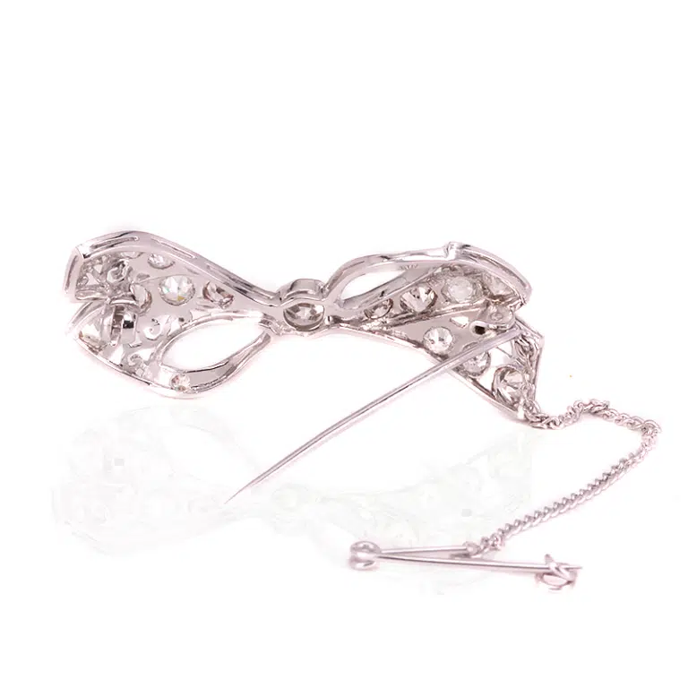 18 carat diamond brooch from the 1940's