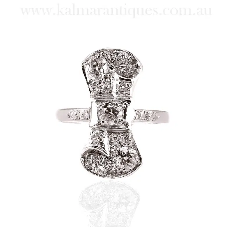 Stunning Art Deco diamond ring