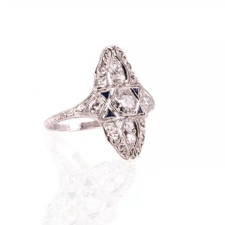 Art Deco diamond ring with four sapphires