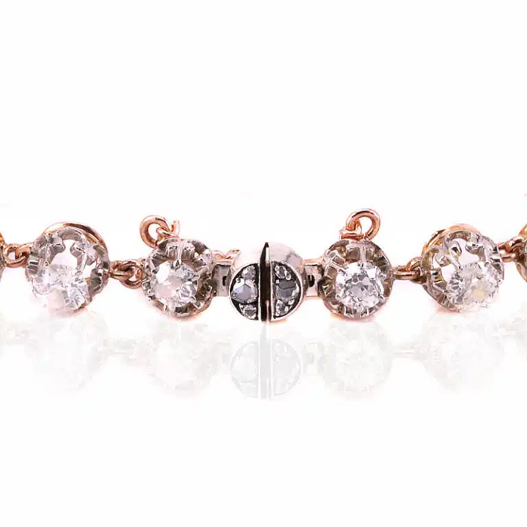 Exquisite Art Deco diamond bracelet