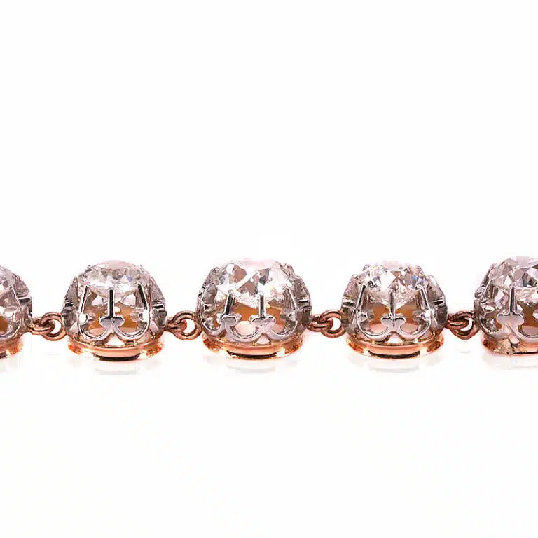 Exquisite Art Deco diamond bracelet