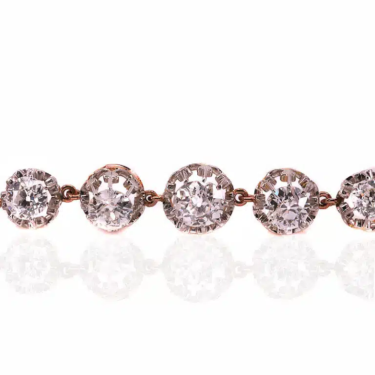 Exquisite Art Deco diamond bracelet