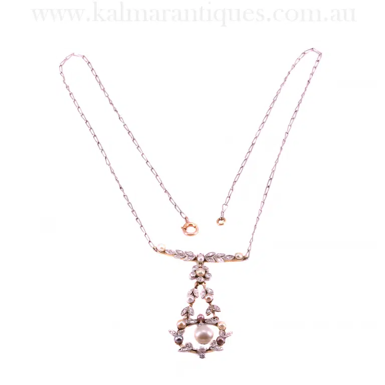 Exquisite Art Deco Diamond and Pearl Necklace