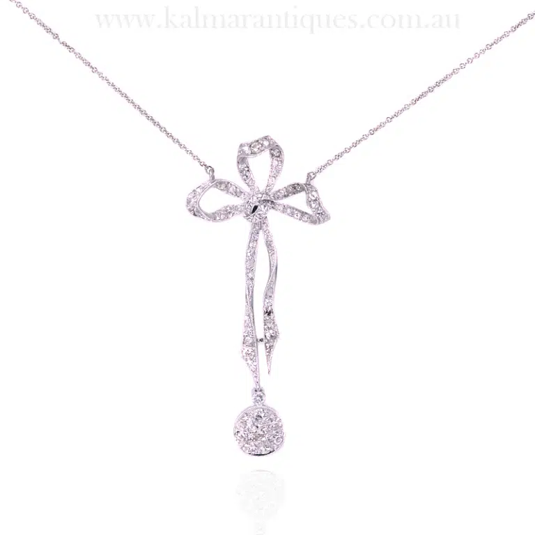 Exquisite 1920s Art Deco Diamond Pendant