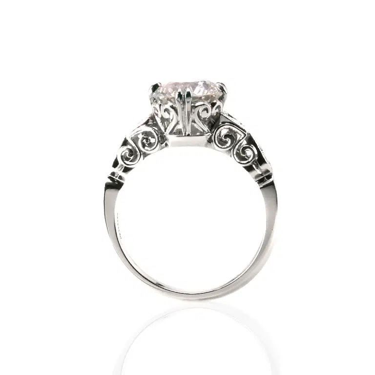 Exquisite Platinum Diamond Engagement Ring
