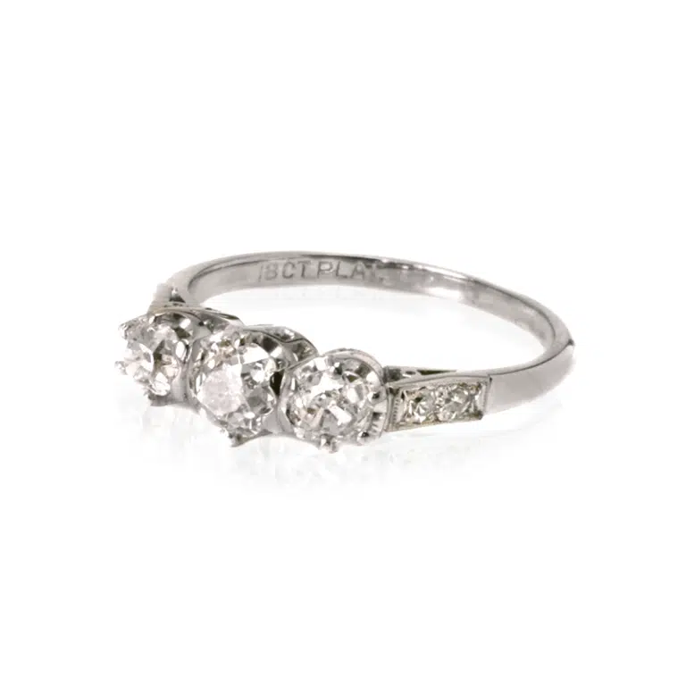Diamond engagement ring from the 1920s
