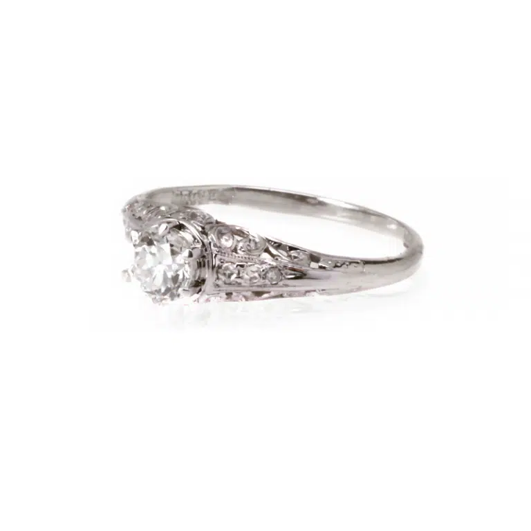 Beautiful Art Deco diamond engagement ring