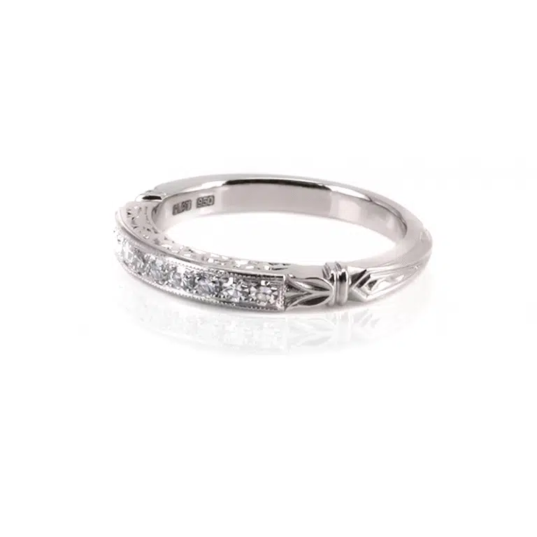 Exquisite Platinum Diamond Engagement Ring