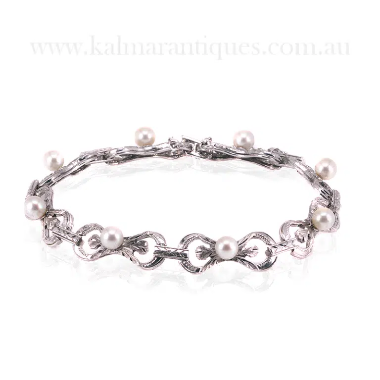 Mikimoto pearl bracelet