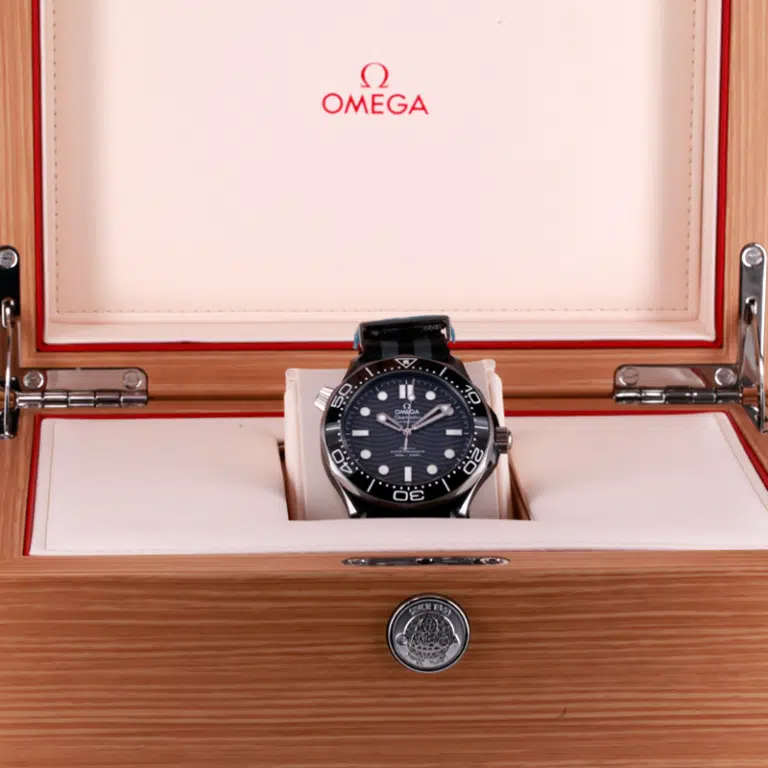 Omega Seamaster Diver Co-Axial Master Chronometer 210.92.44.20.01.002