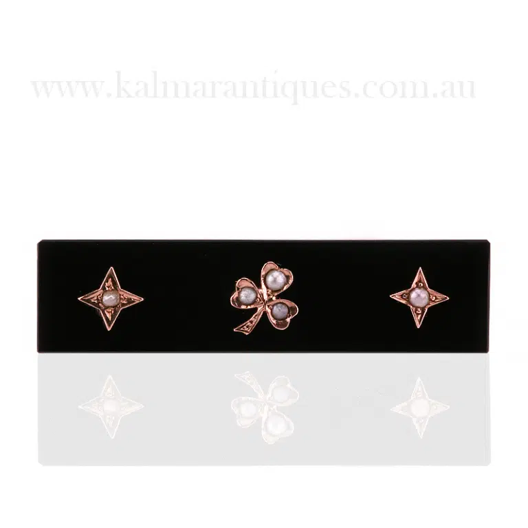 Victorian onyx and pearl brooch