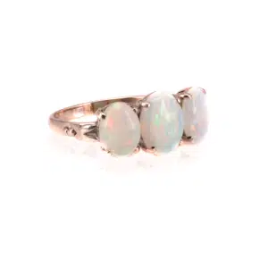 Antique 3 stone opal ring