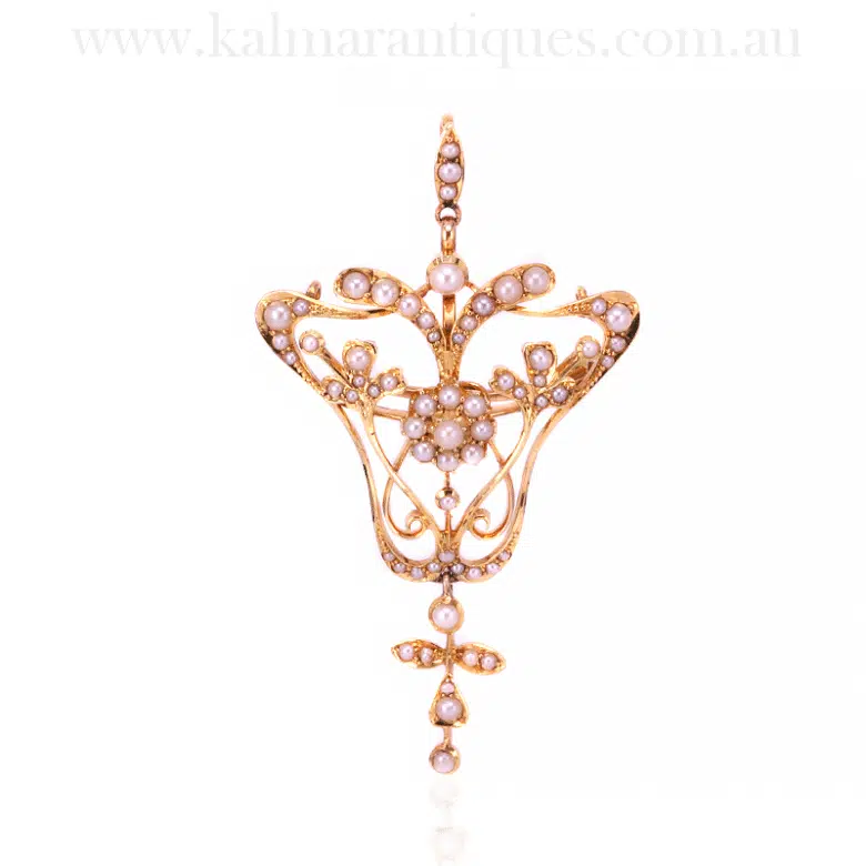 Art Nouveau pendant