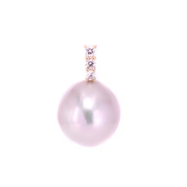 13.8mm South Sea pearl and diamond pendant