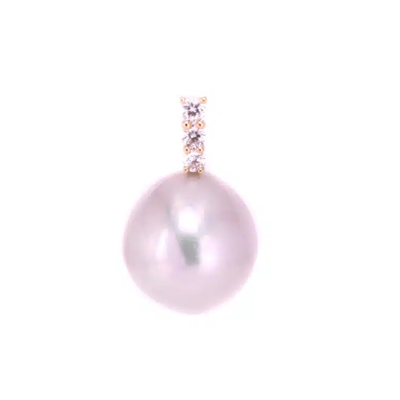 13.8mm South Sea pearl and diamond pendant