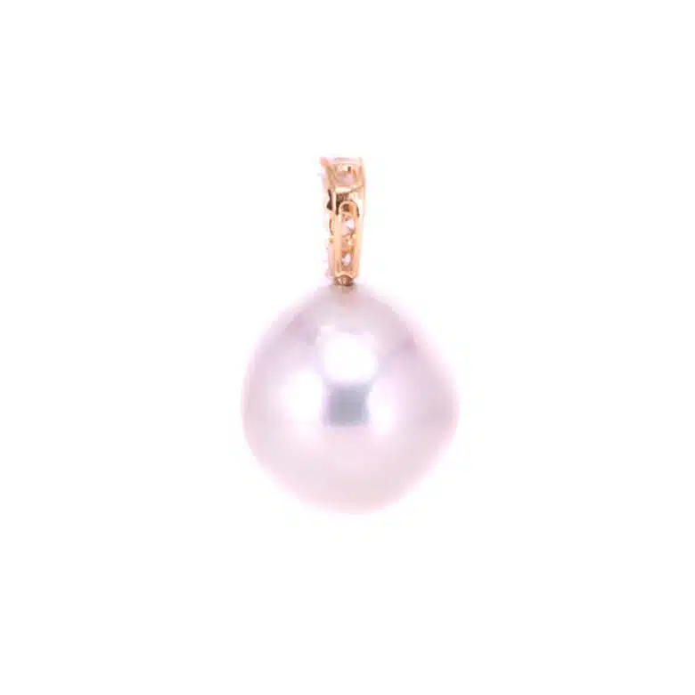 13.8mm South Sea pearl and diamond pendant