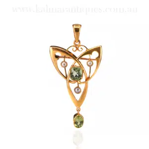 Art Nouveau peridot and pearl pendant