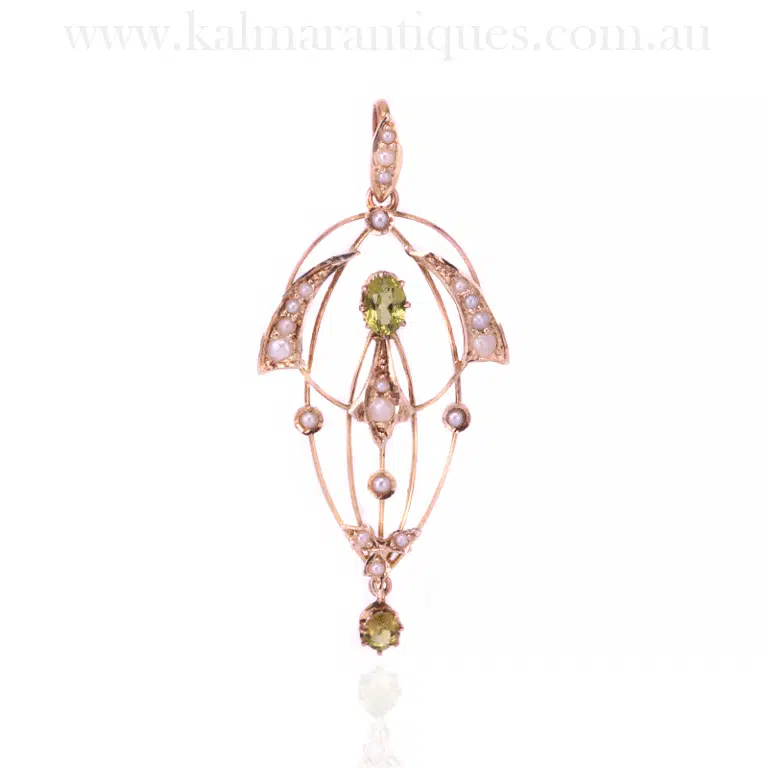 peridot and pearl pendant