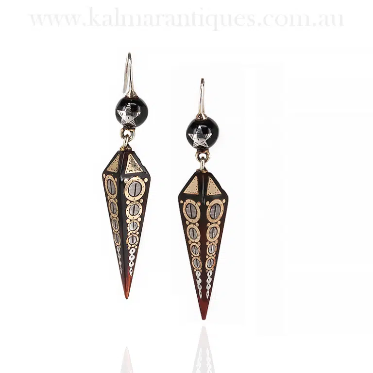 pique drop earrings