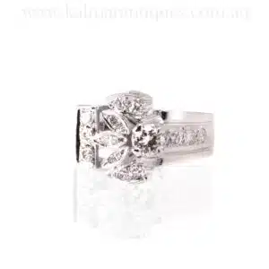 Vintage Retro diamond ring