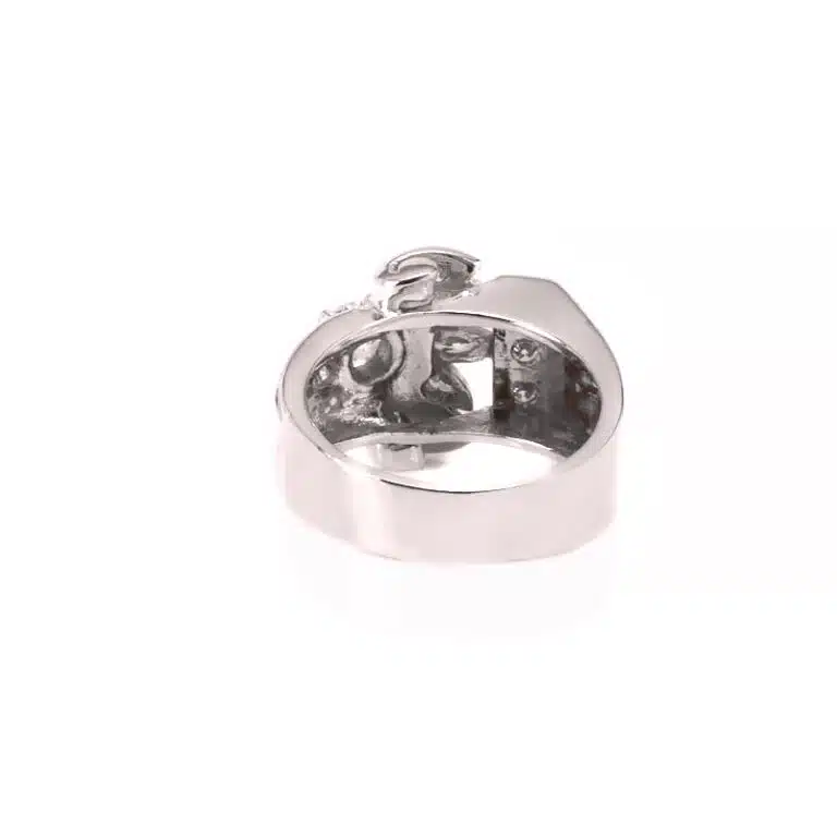 Vintage Retro diamond ring