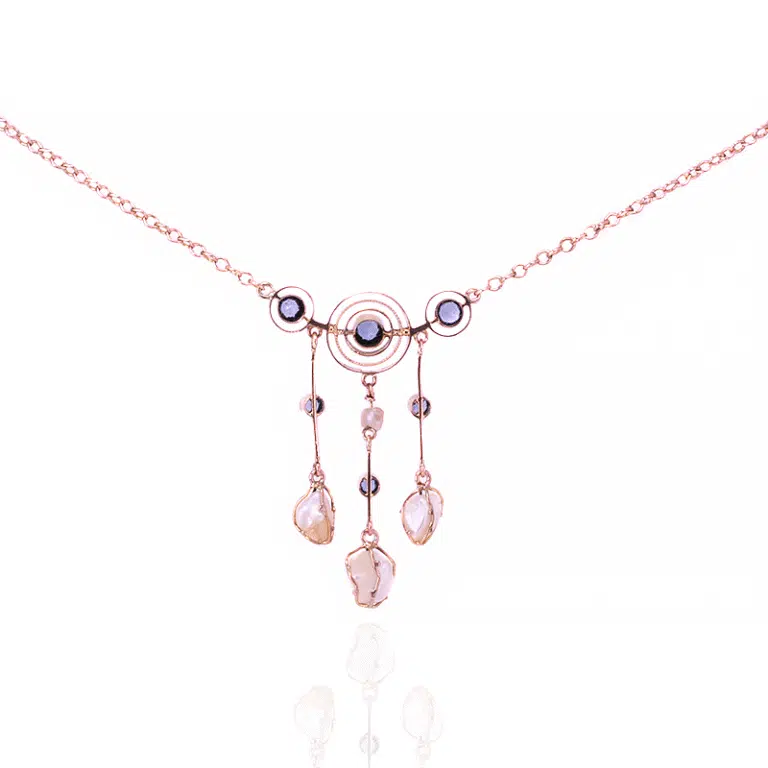 Sapphire and natural pearl necklace