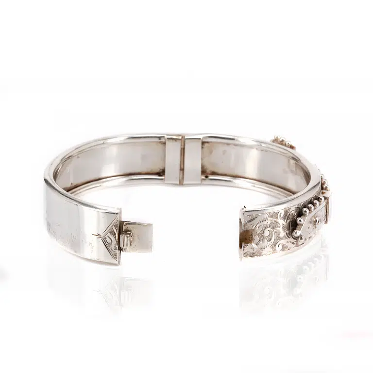 Antique buckle bangle