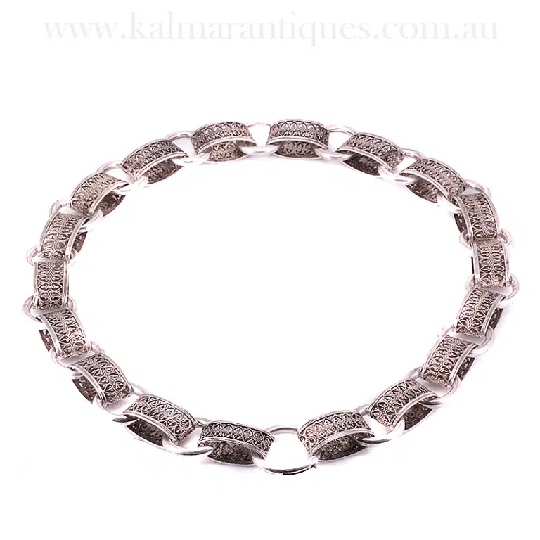 Beautiful antique collar from the 1880's