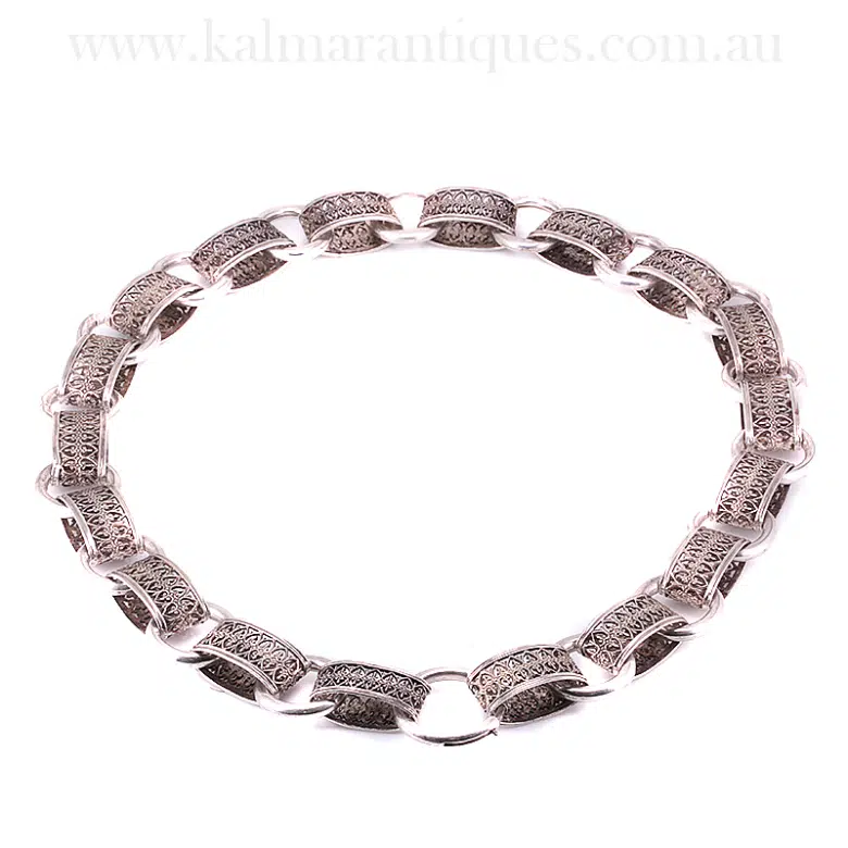 Beautiful antique collar from the 1880's