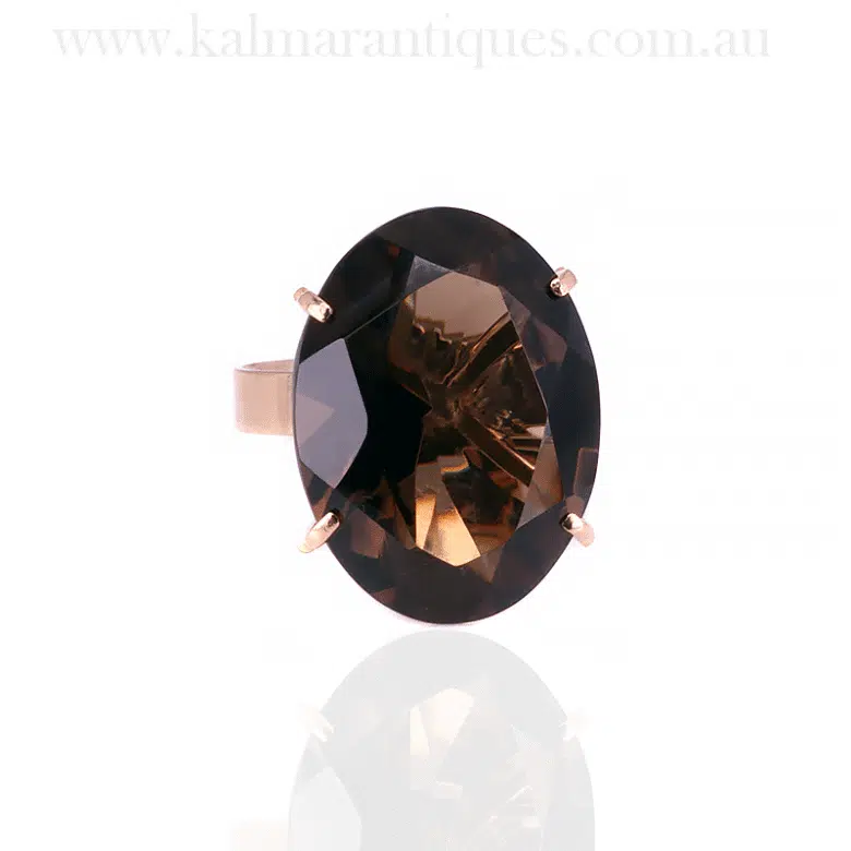 Beautiful vintage smoky quartz ring set in 14 carat gold