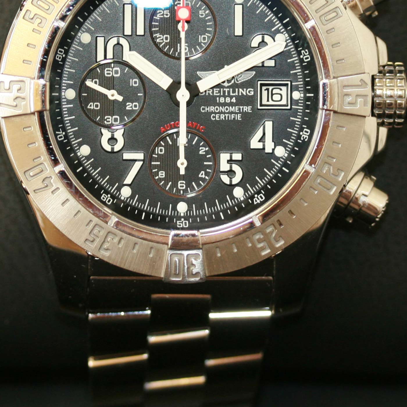 breitling avenger uk