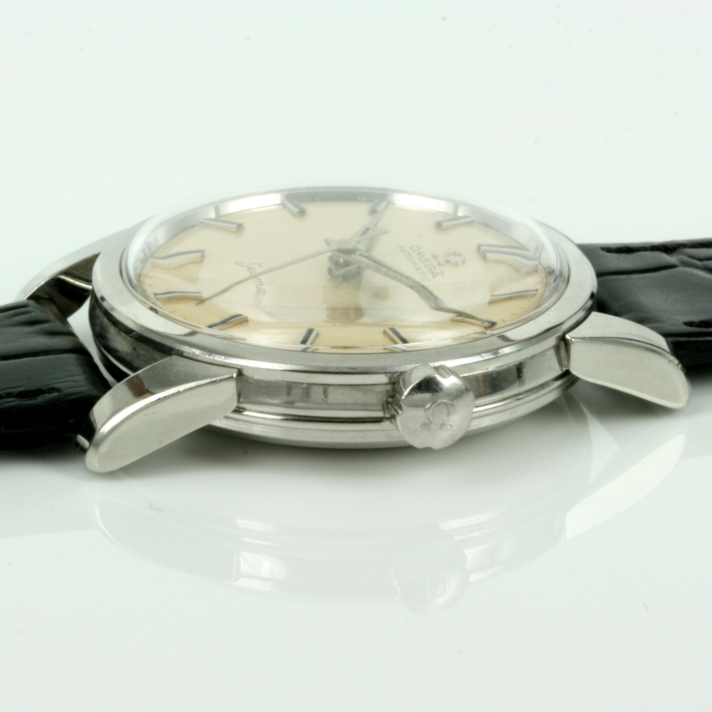 Buy Vintage Omega Seamaster watch from 