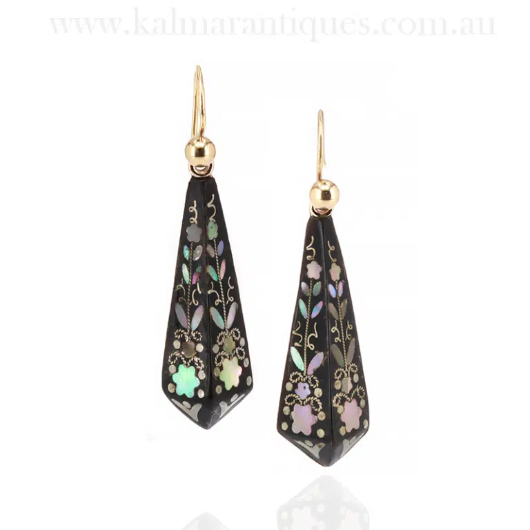 antique pique earrings