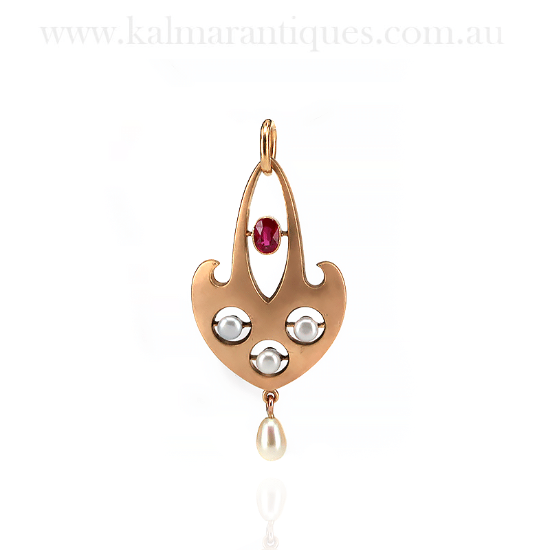 Antique ruby and pearl pendant
